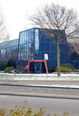 2001-Large 2001-Large