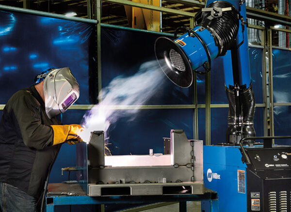 BLOG-030823-EN-Welding-fume-extraction-system-which-one-is-better BLOG-030823-EN-Welding-fume-extraction-system-which-one-is-better